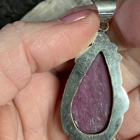 Natural Sparkly Ruby Pendant Stone Crystal Jewelry - Picture 7 of 10